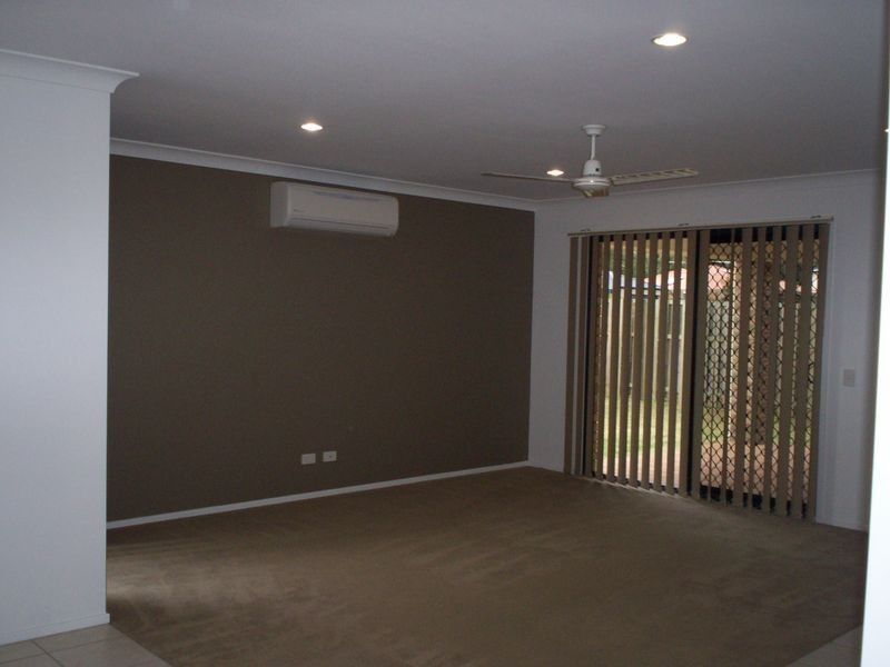 Sandstone Point QLD 4511