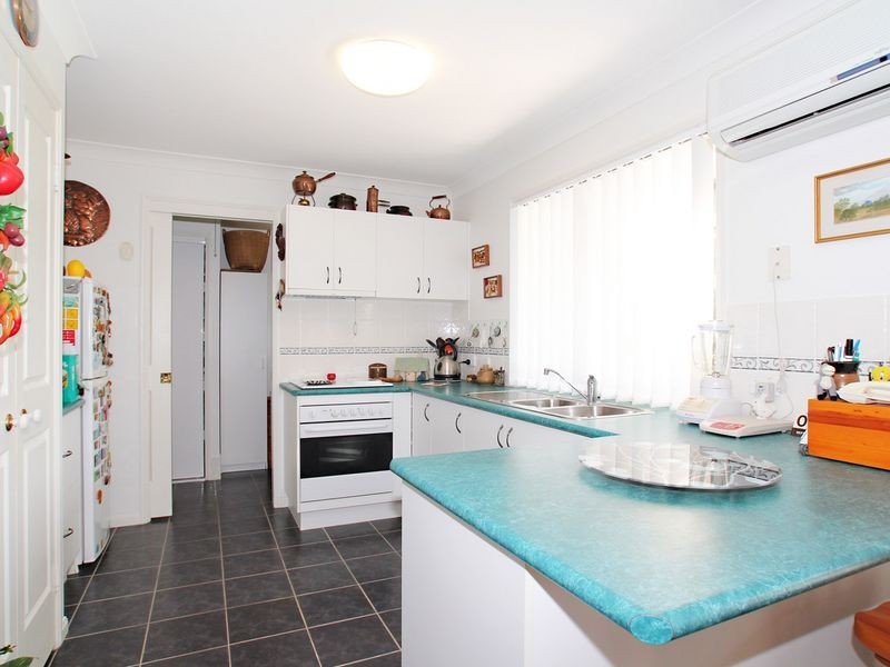 40 Seaforth Street, Sandstone Point QLD 4511