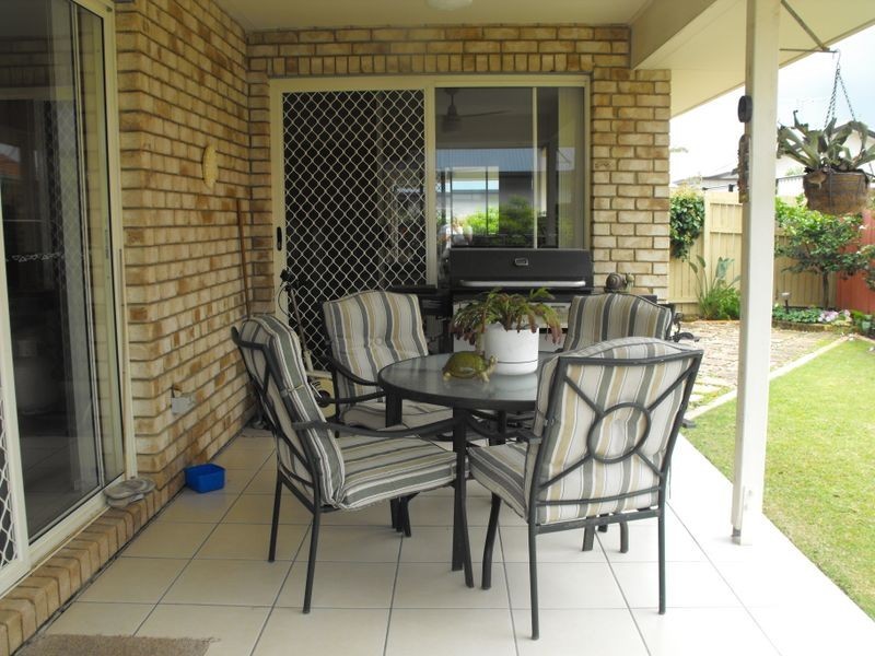 43 Corrimal Place, Sandstone Point QLD 4511