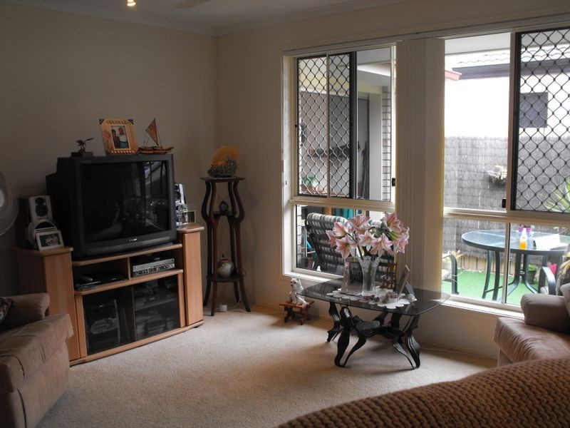 43 Corrimal Place, Sandstone Point QLD 4511