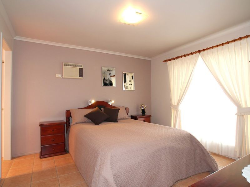 183 Bestmann Road East, Sandstone Point QLD 4511