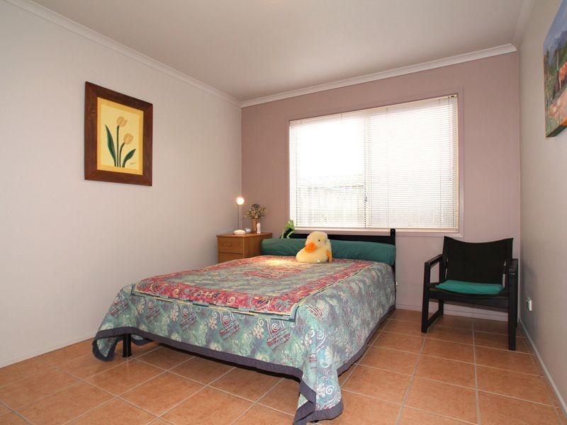 183 Bestmann Road East, Sandstone Point QLD 4511