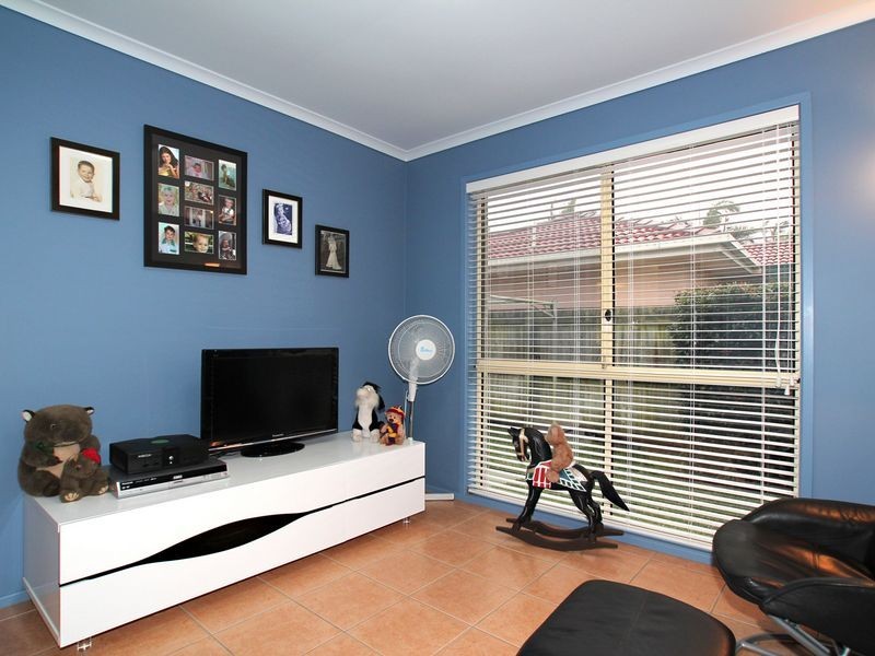 183 Bestmann Road East, Sandstone Point QLD 4511