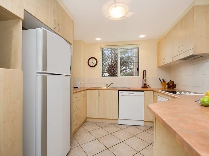 52/72 Kowinka Street, White Rock QLD 4868