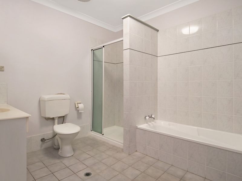 4/1 Springfield Crescent, Manoora QLD 4870