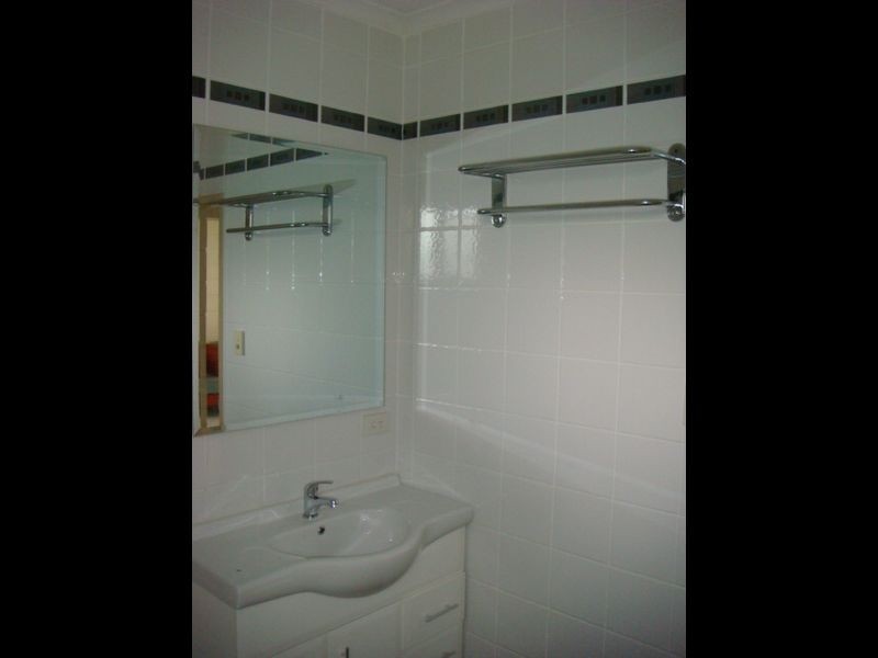 8/222 Grafton Street, Cairns North QLD 4870