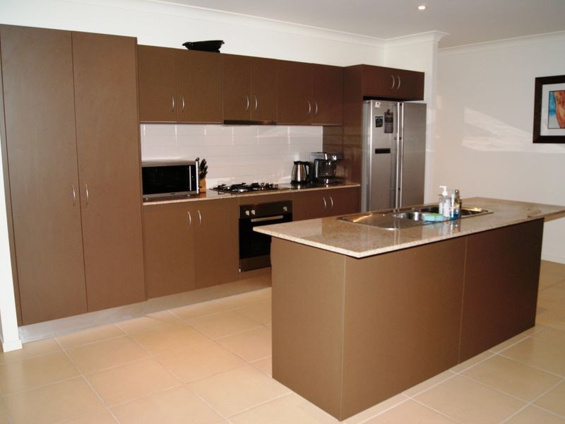 19 Lum Jim Street, Redlynch QLD 4870