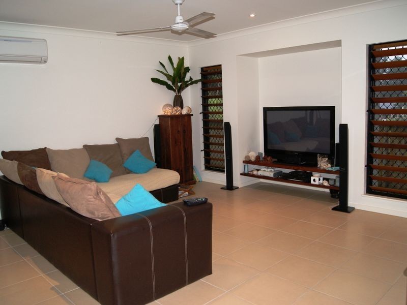 19 Lum Jim Street, Redlynch QLD 4870