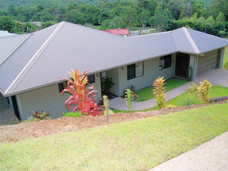 19 Lum Jim Street, Redlynch QLD 4870