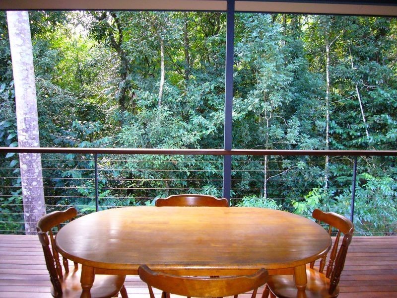 17 Frond Close, Redlynch QLD 4870