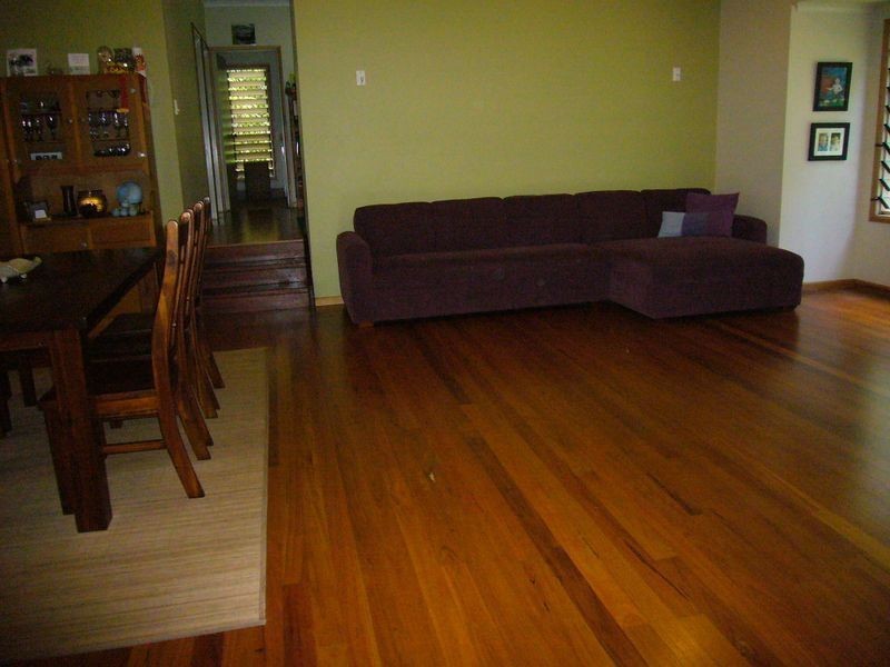 17 Frond Close, Redlynch QLD 4870