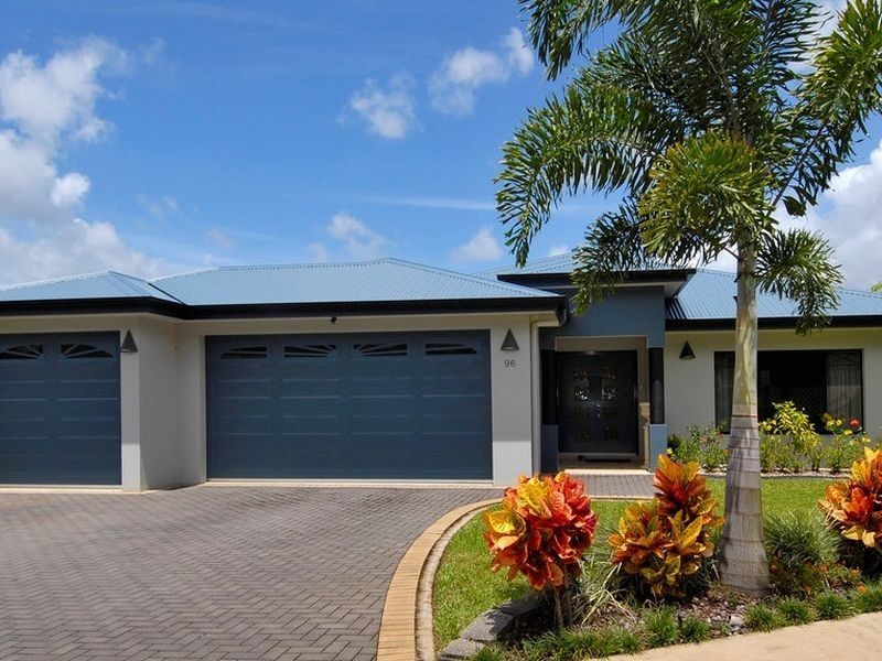 96 McFarlane Drive, Kanimbla QLD 4870