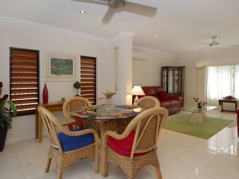 96 McFarlane Drive, Kanimbla QLD 4870