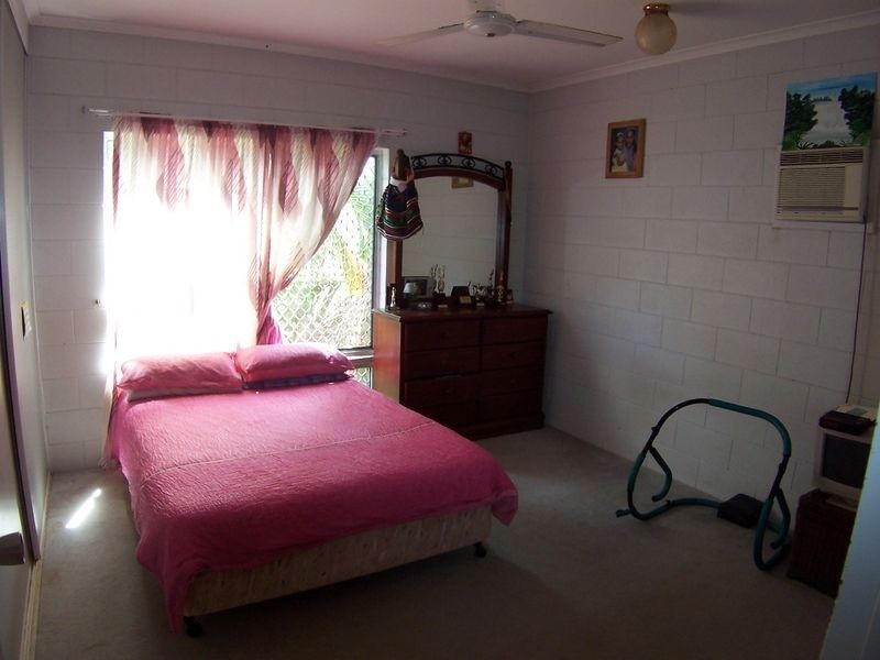 15 Beagle Close, Bentley Park QLD 4869