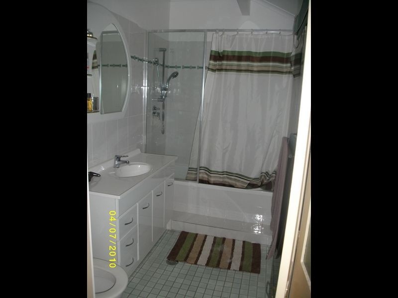 185 Robert Road, Bentley Park QLD 4869