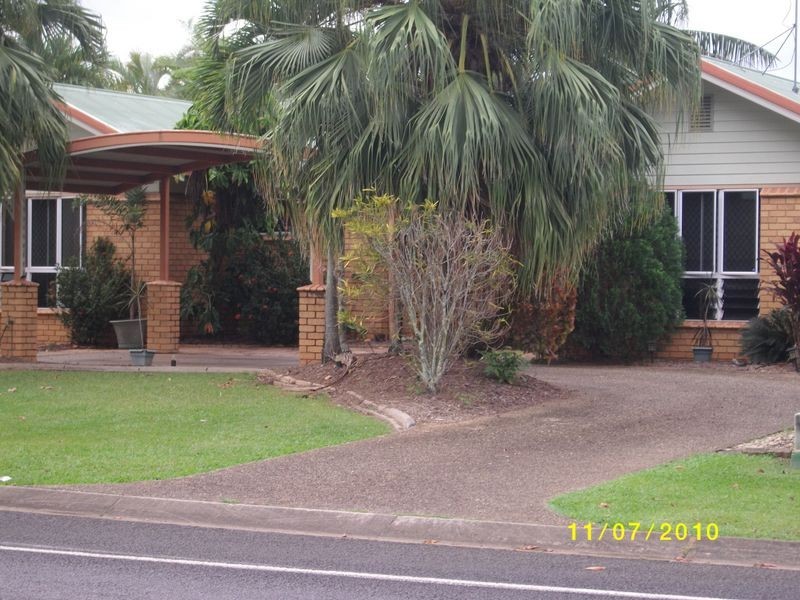 185 Robert Road, Bentley Park QLD 4869