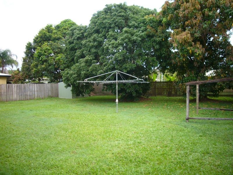 63 Murray Street, Manoora QLD 4870