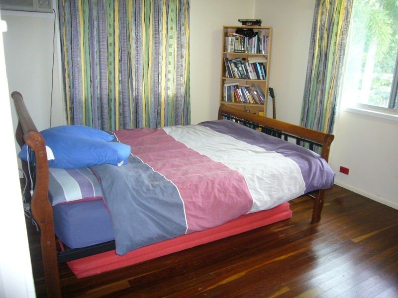 63 Murray Street, Manoora QLD 4870