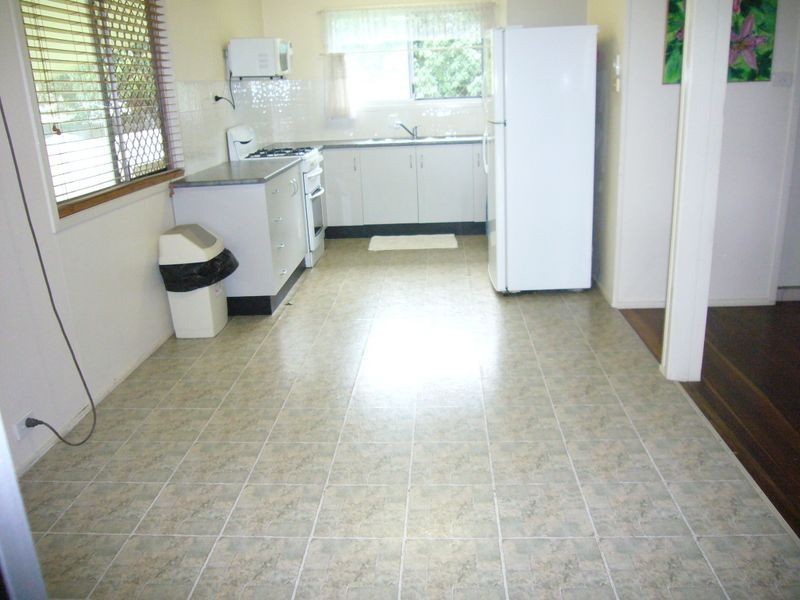 63 Murray Street, Manoora QLD 4870