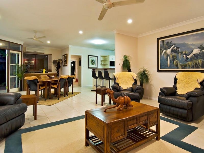 13-15 Griffiths Street Manoora, Cairns QLD 4870