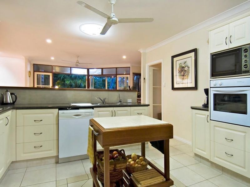 13-15 Griffiths Street Manoora, Cairns QLD 4870