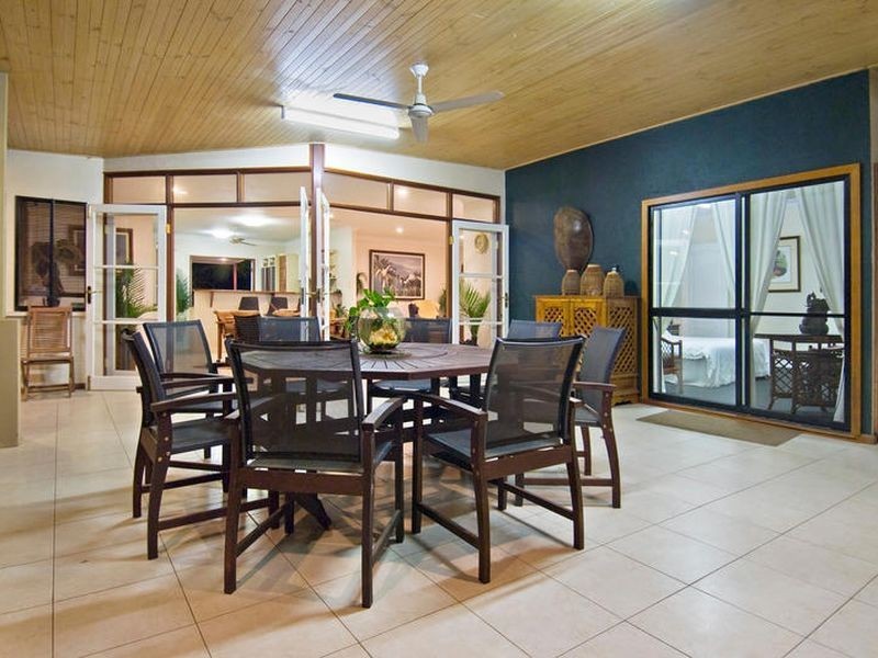 13-15 Griffiths Street Manoora, Cairns QLD 4870