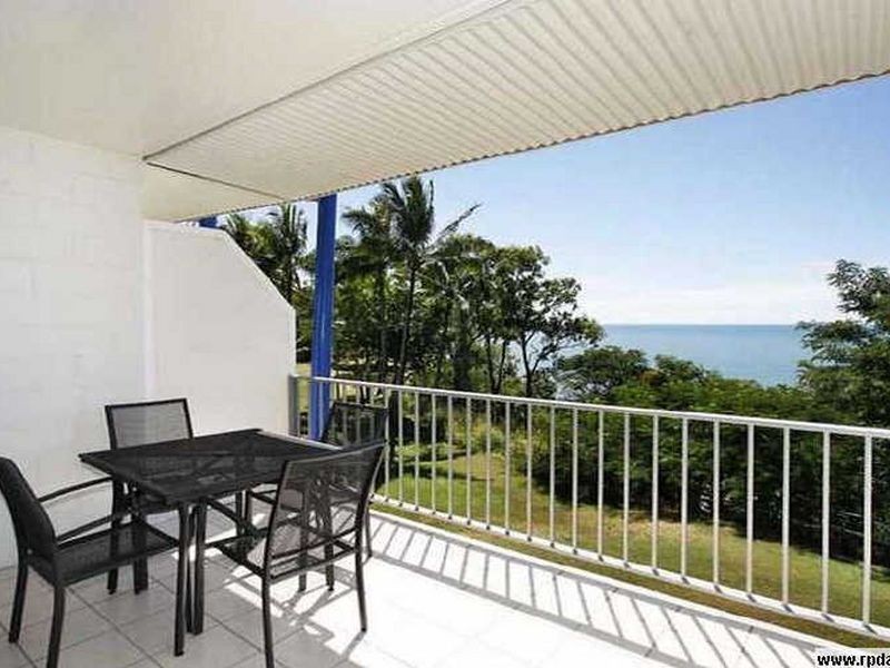 202/92 Moore Street, Trinity Beach QLD 4879