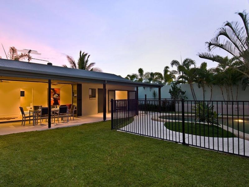21 Cyprea Close, Trinity Beach QLD 4879