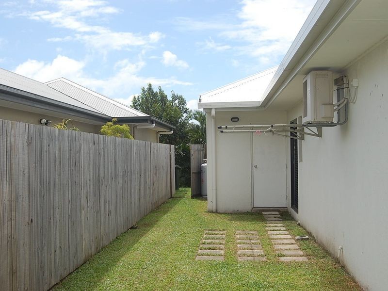 17 Seclusion Drive, Palm Cove QLD 4879