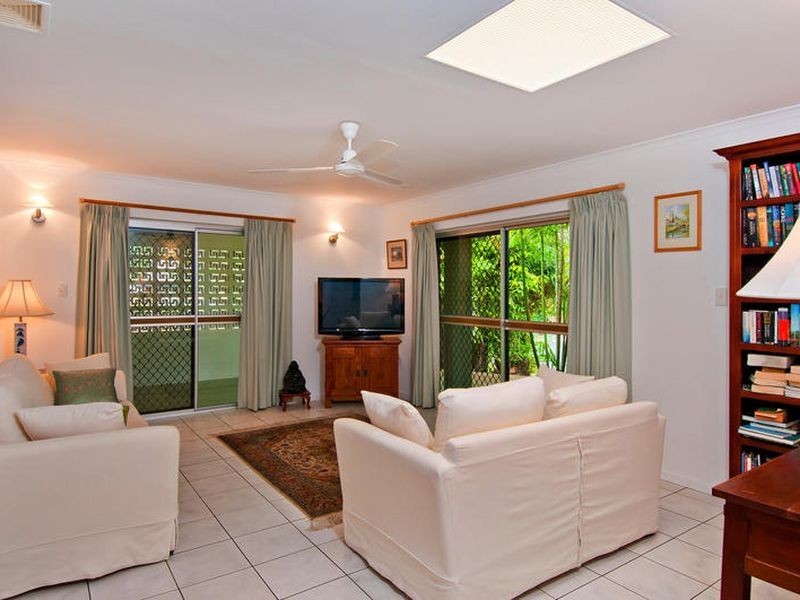 6 Furrow Close, Smithfield QLD 4878