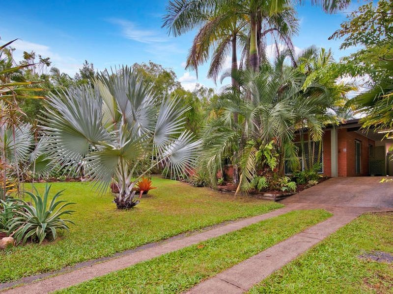 6 Furrow Close, Smithfield QLD 4878