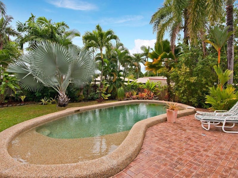 6 Furrow Close, Smithfield QLD 4878
