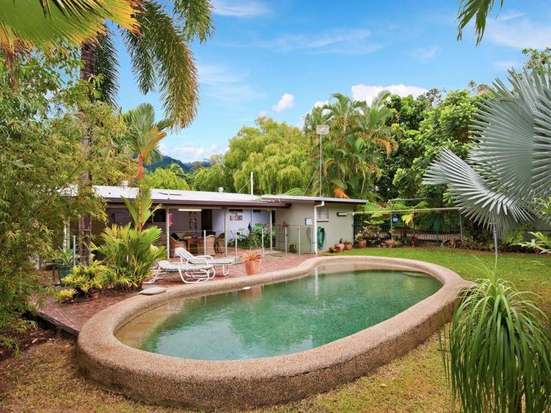 6 Furrow Close, Smithfield QLD 4878