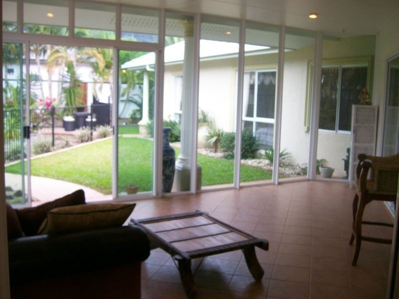 6 Parkinson Avenue, Kewarra Beach QLD 4879
