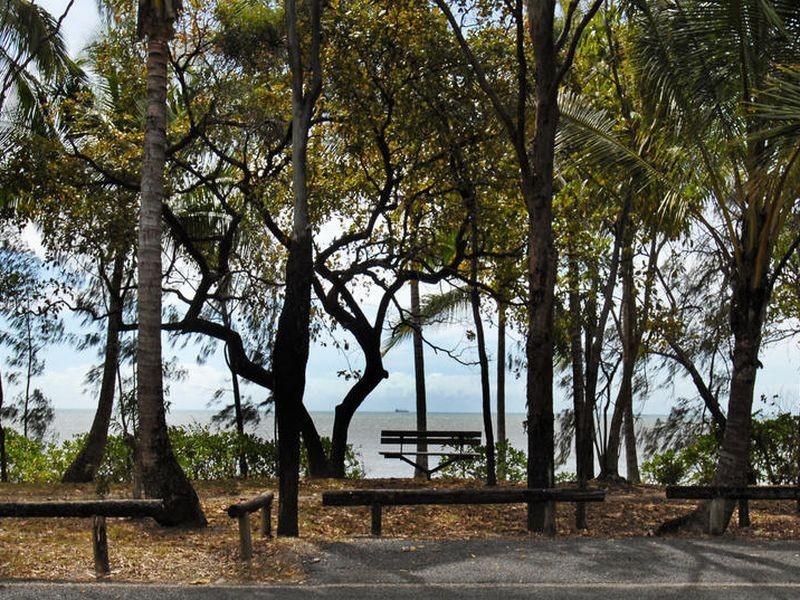 3/119 Arlington Esplanade, Clifton Beach QLD 4879
