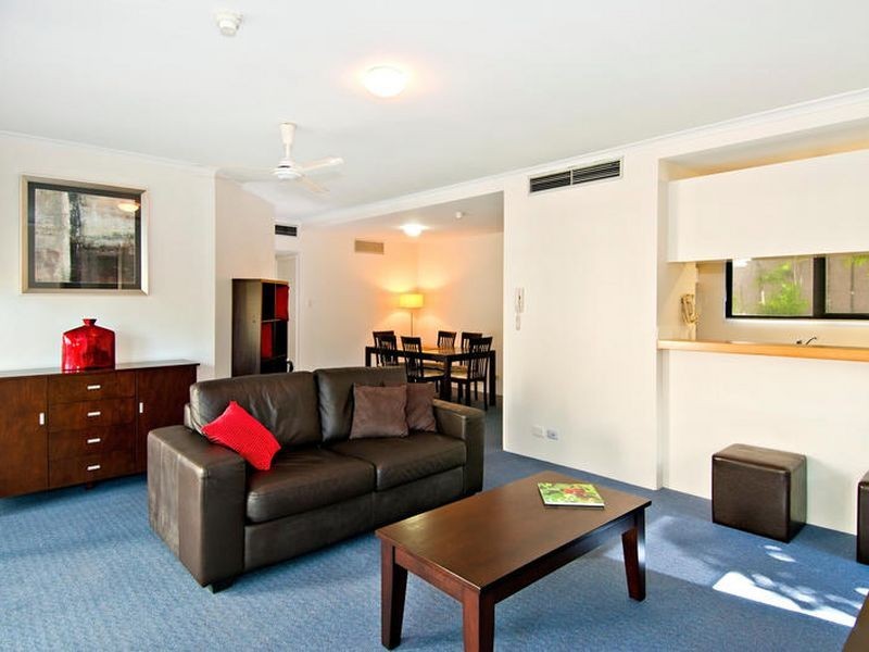 203/209 Abbott Street, Cairns North QLD 4870