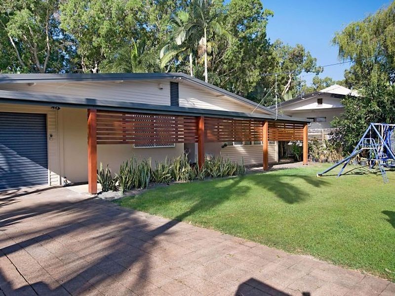 18 Batt Street, Clifton Beach QLD 4879