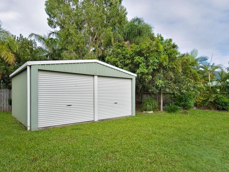 13 Queenscliff Close, Kewarra Beach QLD 4879