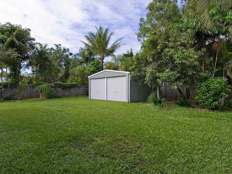 13 Queenscliff Close, Kewarra Beach QLD 4879