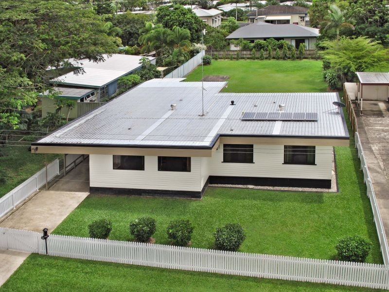 42 Macilwraith Street, Manoora QLD 4870