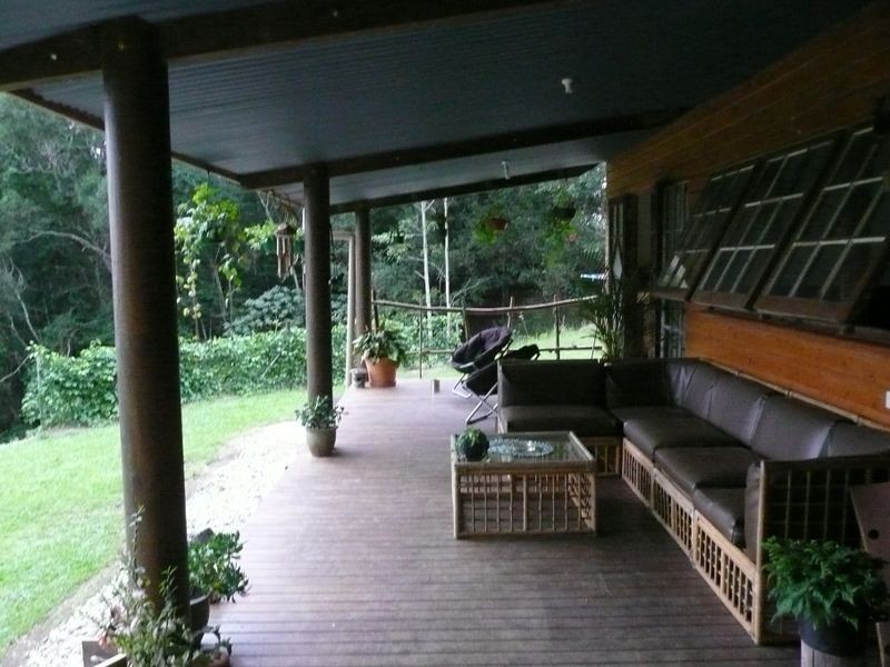 217 Winfield Road, Lake Eacham QLD 4884