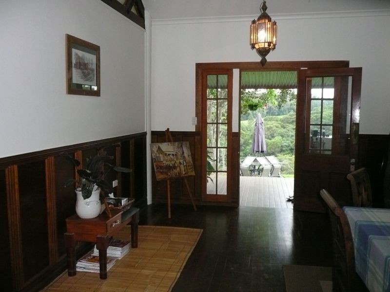 217 Winfield Road, Lake Eacham QLD 4884