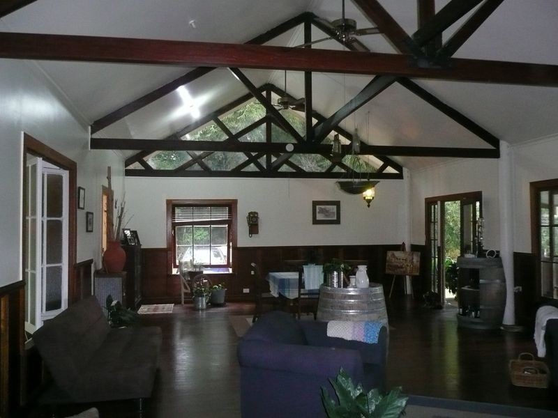 217 Winfield Road, Lake Eacham QLD 4884