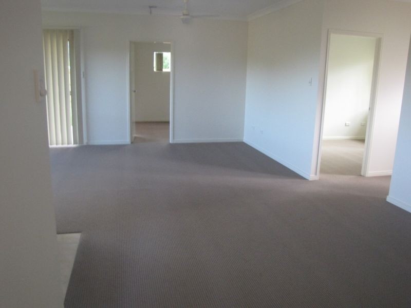 Bentley Park QLD 4869