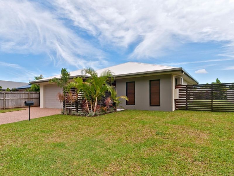 4 Coccoloba Close, Redlynch QLD 4870