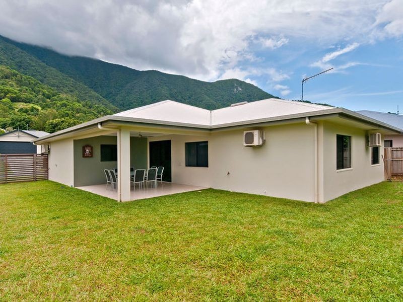 4 Coccoloba Close, Redlynch QLD 4870