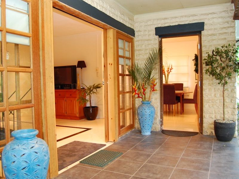 8 Hill Street, Manunda QLD 4870