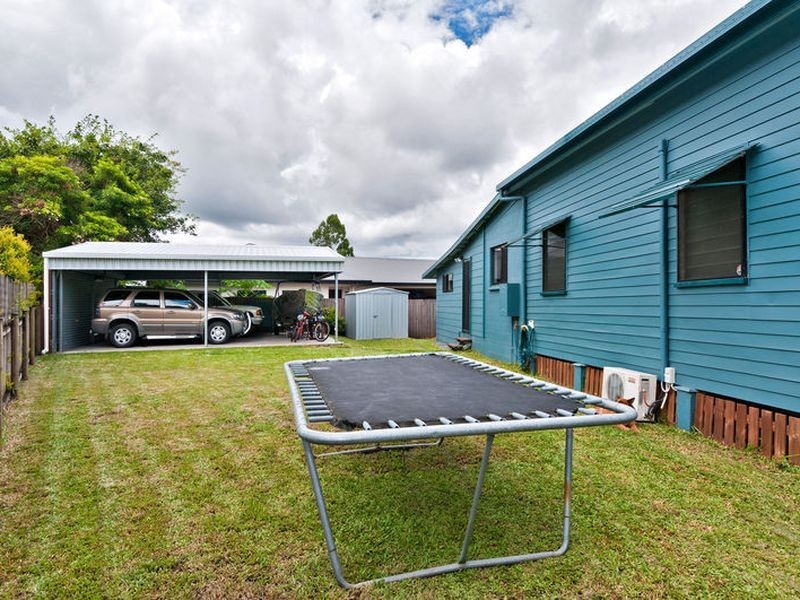 1 Mission Road, White Rock QLD 4868