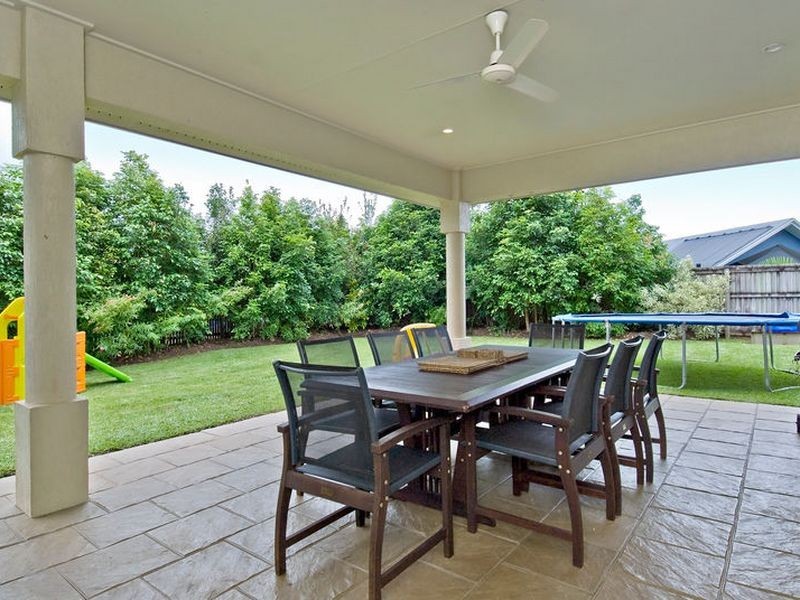 3 Pollock Close, Bentley Park QLD 4869