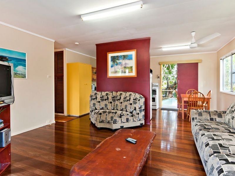 26 Barry Street, Bungalow QLD 4870